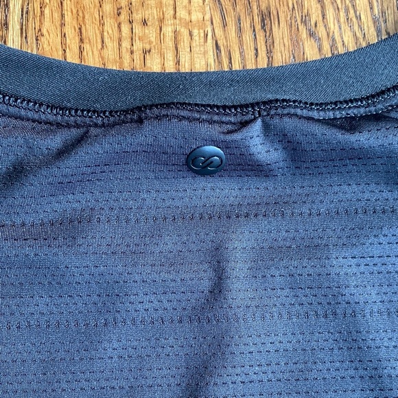 CALIA by Carrie Underwood black long sleeve athletic shirt, size L. Excellent co - Picture 9 of 12